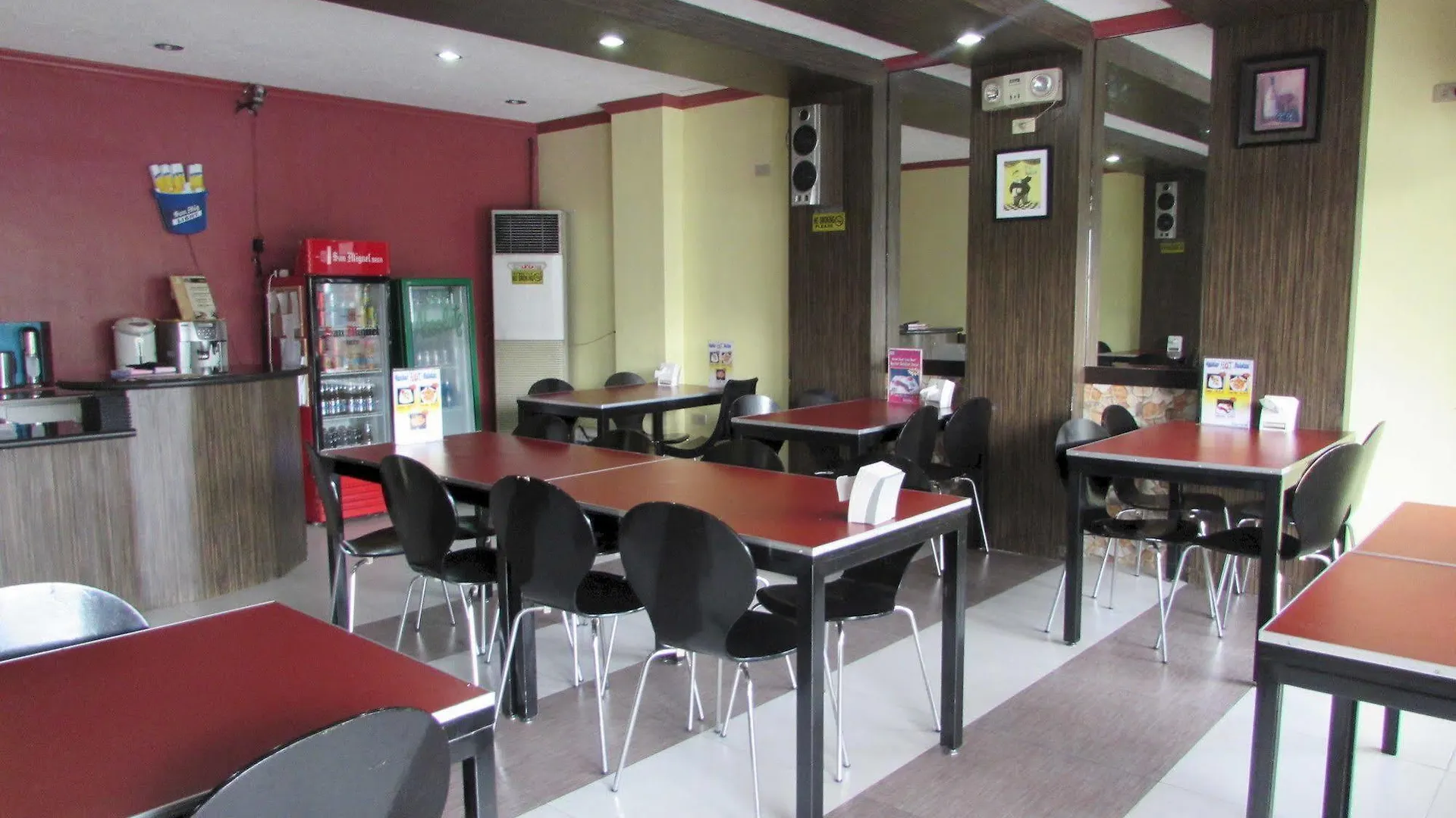 Oyster Plaza Hotel Paranaque City Philippinen