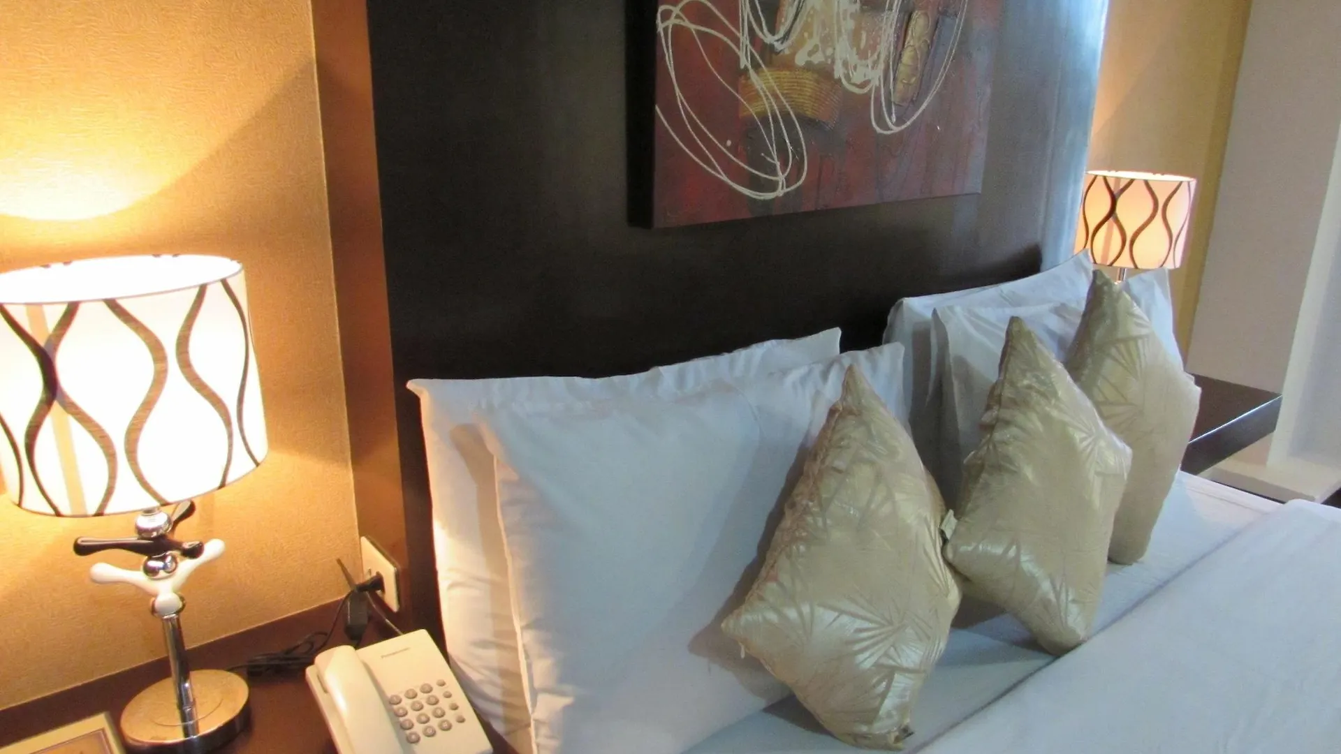 Oyster Plaza Hotel Paranaque City 3*,  Philippines