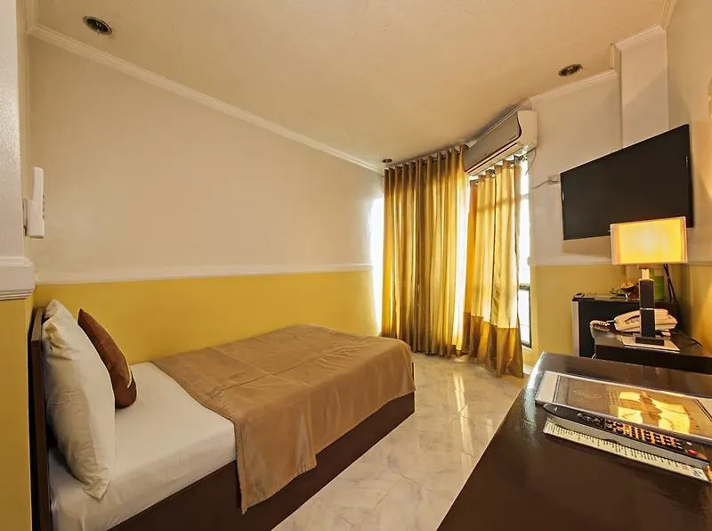 Oyster Plaza Hotel Paranaque City 3*,  Philippines